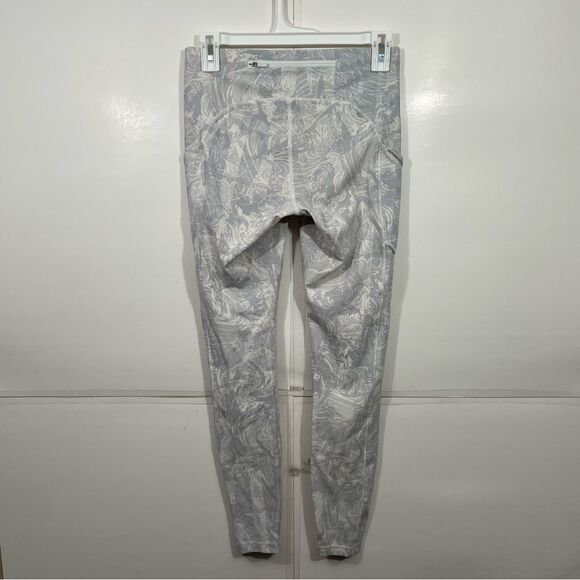 LuLuLemon Wunder Under HR Luxtreme Flower Pop Activewear Leggings - Picture 2 of 6